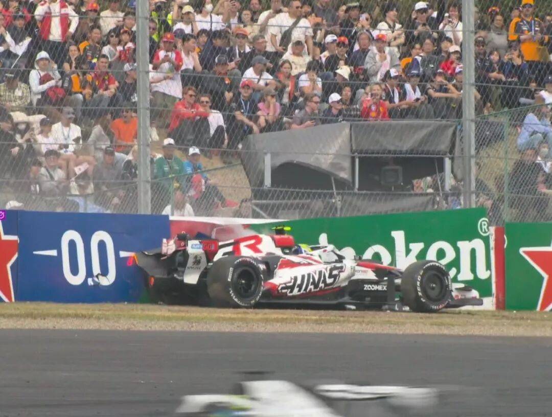 世界杯规则-日本站正赛：安东内利绝境翻盘，领跑F1积分榜